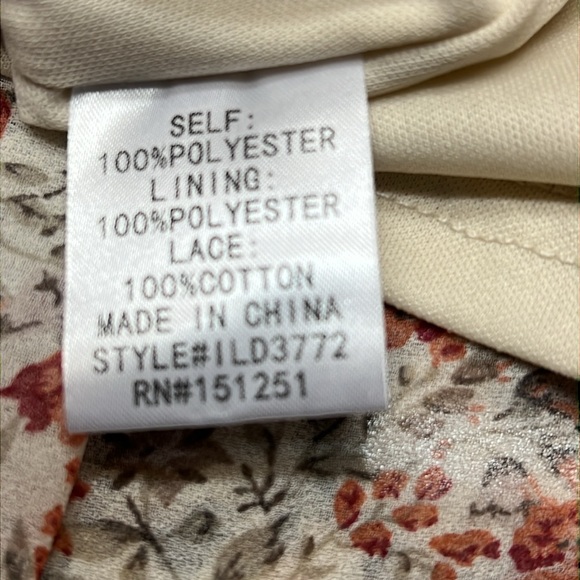 In Loom NWT cream floral midi dress.  Size L. - Picture 9 of 9